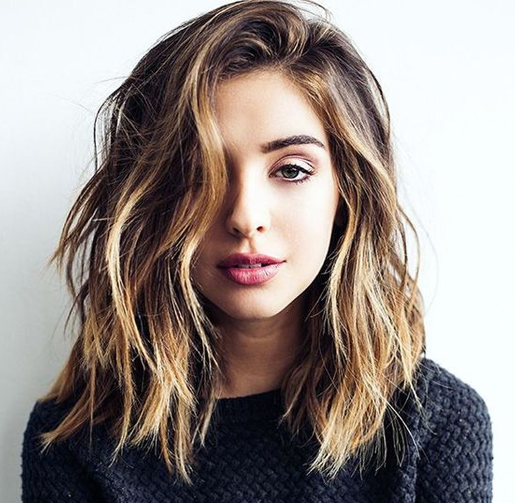 Como Fazer o Cabelo Curto Ondulado Crescer com Estilo: Transição e Cuidados