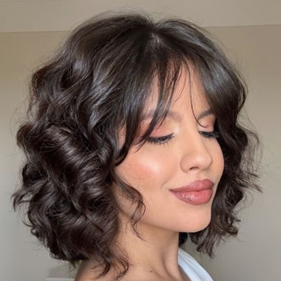 Produtos Essenciais para Manter a Saúde e o Estilo do Seu Cabelo Curto Ondulado