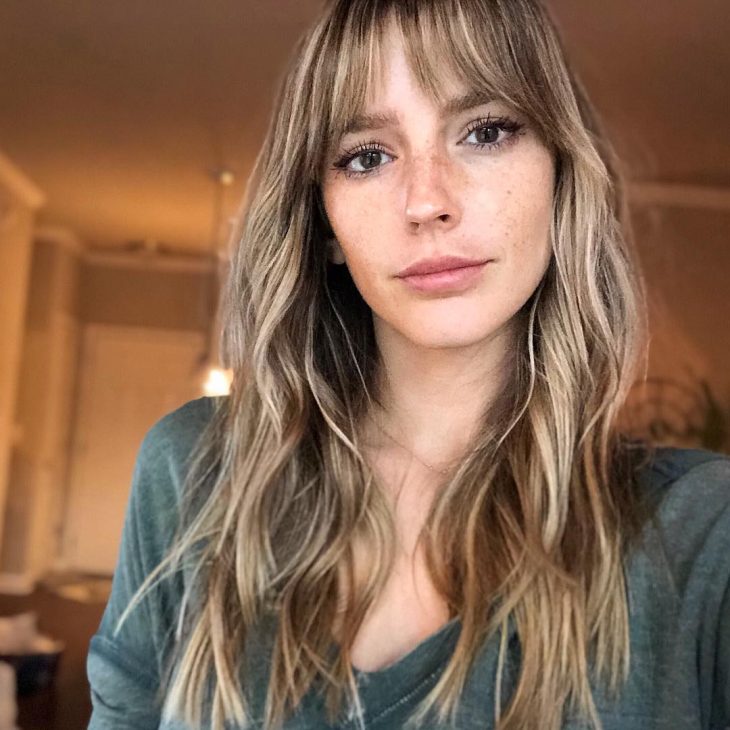 Long Bob e Shaggy Hair: Tendências para rostos ovais