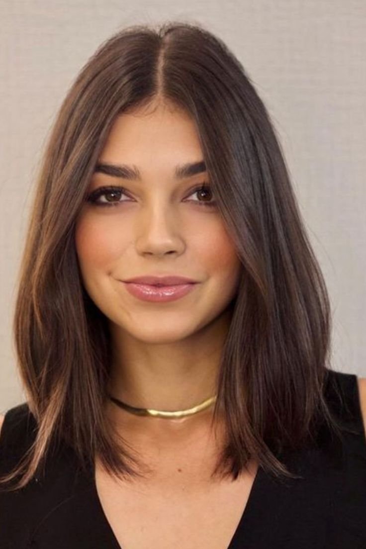 Cortes curtos para rosto redondo: desvendando mitos e acertos