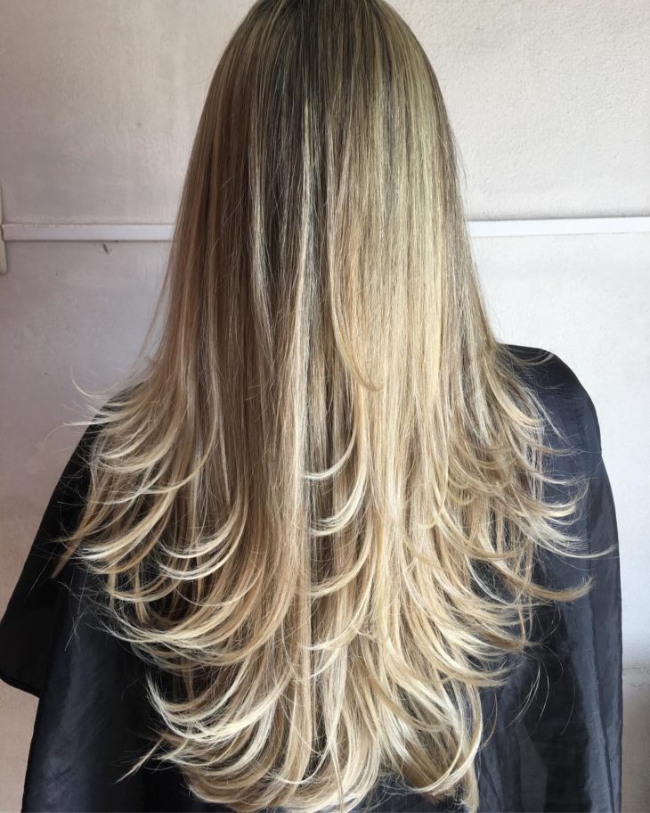 corte de cabelo feminino v desfiado