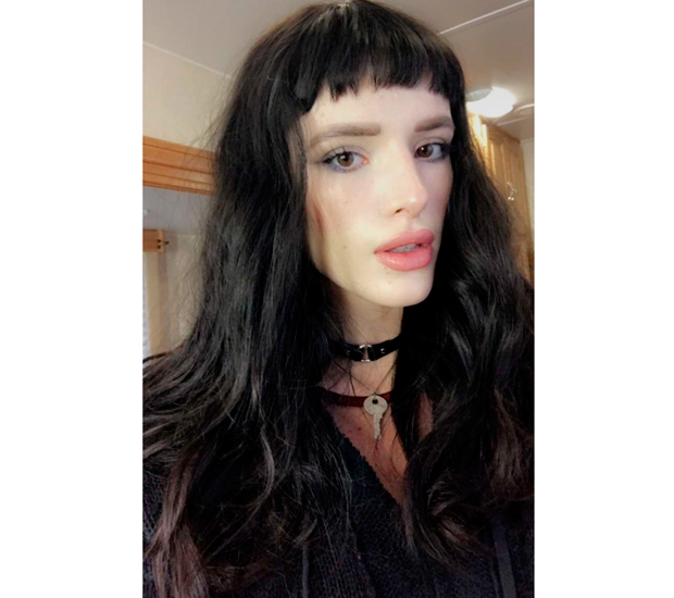 Cores de Cabelo Gótico: Além do Preto Intenso