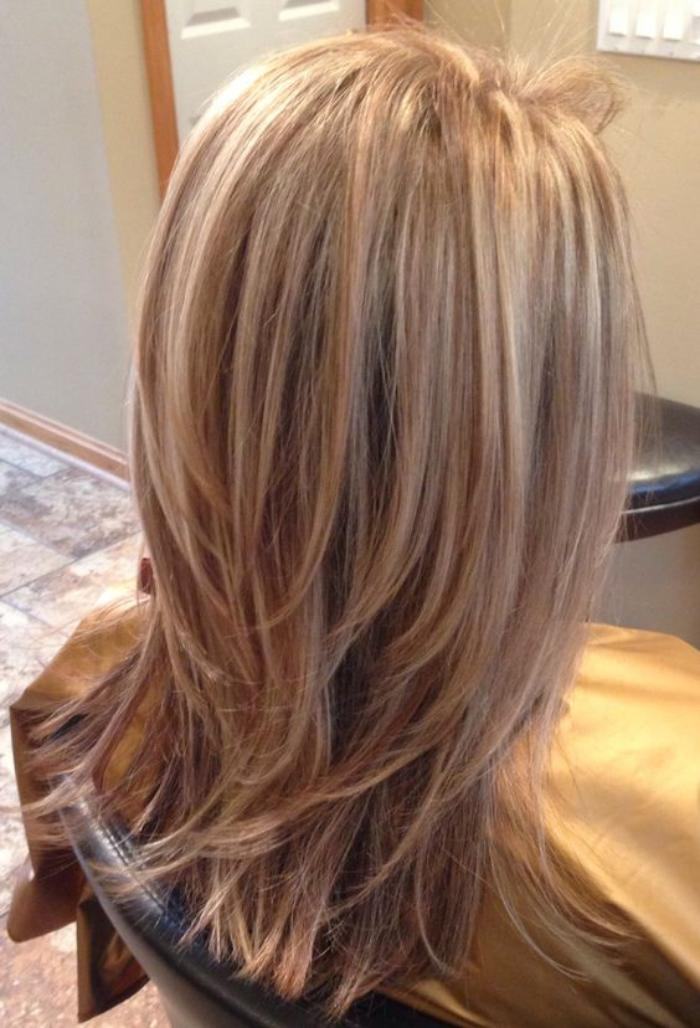 Como escolher a franja ideal para cabelo liso longo