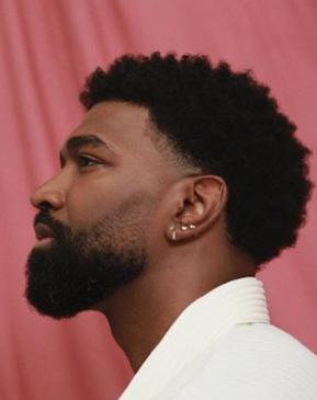 erros comuns ao cortar cabelo cacheado masculino