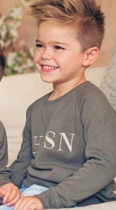 Salões com Espaço Kids: Onde Levar Seus Filhos para Cortar o Cabelo em Águas Claras