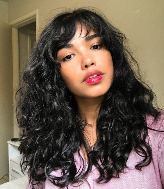 corte de cabelo infantil feminino ondulado com franja