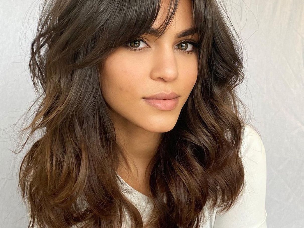 Blunt Cut vs. Long Bob: Qual o melhor para você?