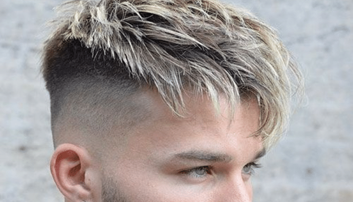 5 ideias de títulos:
1. Corte Americano: O Guia Completo para um Visual Moderno
2. Taper Fade: Descubra as Variações e Como Escolher o Ideal para Você
3. Do Baixo ao Alto: Entenda as Diferenças dos Tipos de Corte Americano
4. Estilizando o Corte Americano: Dicas para Cabelos Lisos