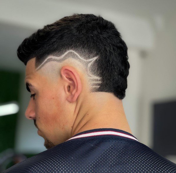 Big Chop Masculino: Tudo o que Você Precisa Saber para a Transição Capilar