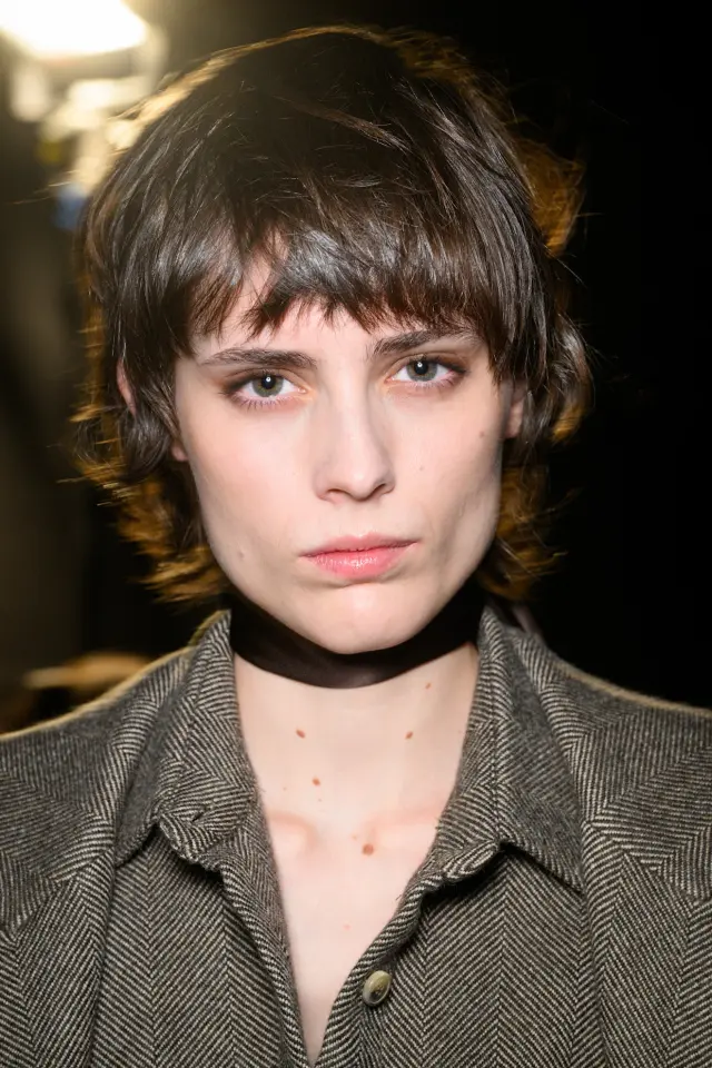 Franjas que rejuvenescem: Guia completo para mulheres maduras