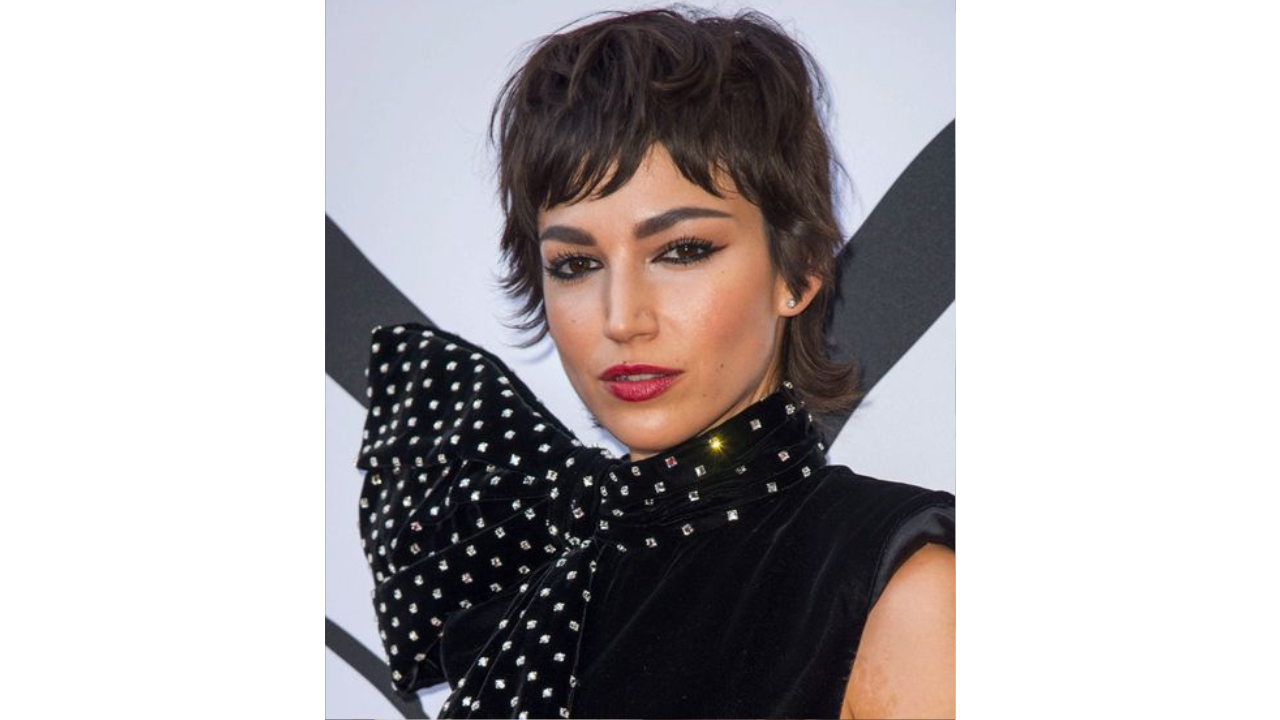 corte de cabelo n muito curto