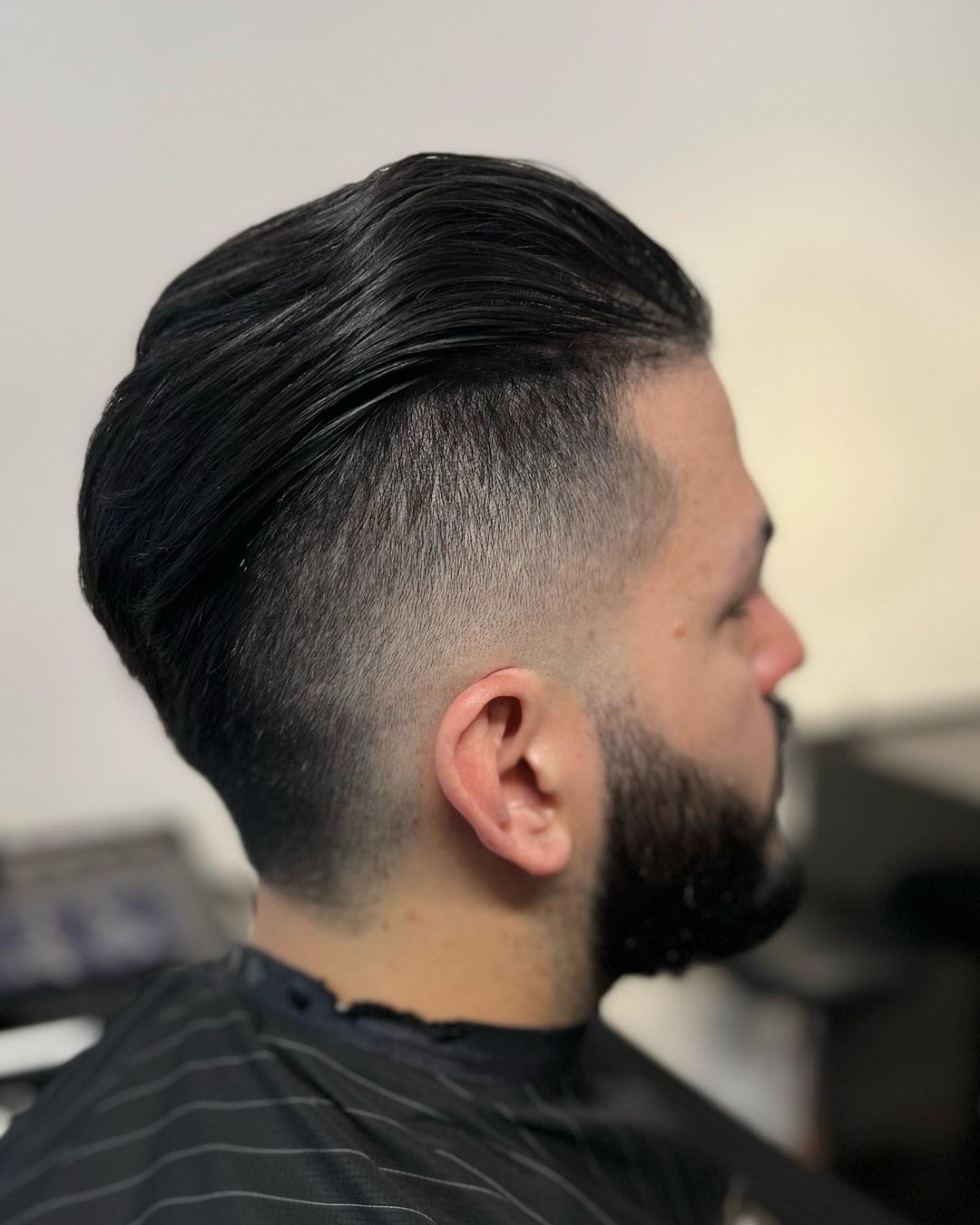 Guia Completo: Como Estilizar o Corte New Order para Cada Ocasião