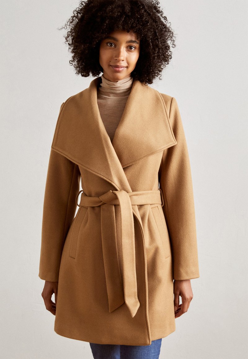 Como Fazer o Corte Old Money Masculino em Casa: Guia Completo