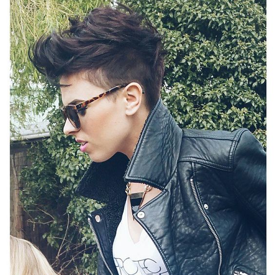 Dicas de finalização para cortes tomboy em casa