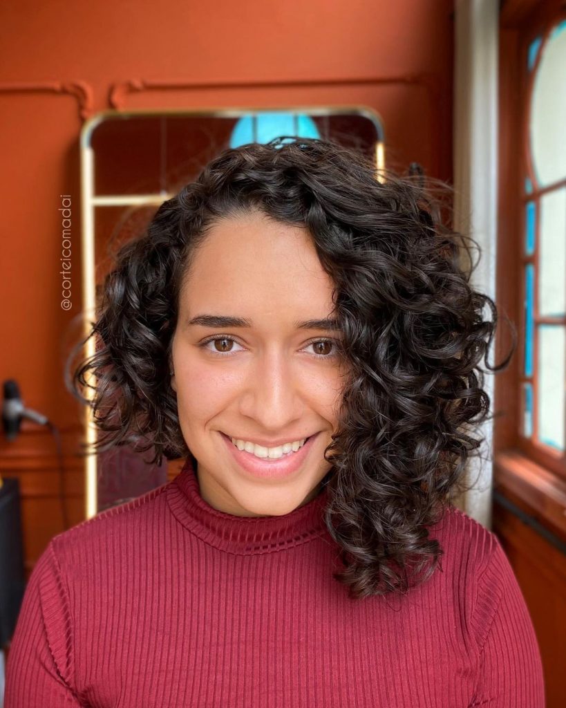 Erro no Corte: O Que Fazer Quando o Cabelo Fica Desigual?