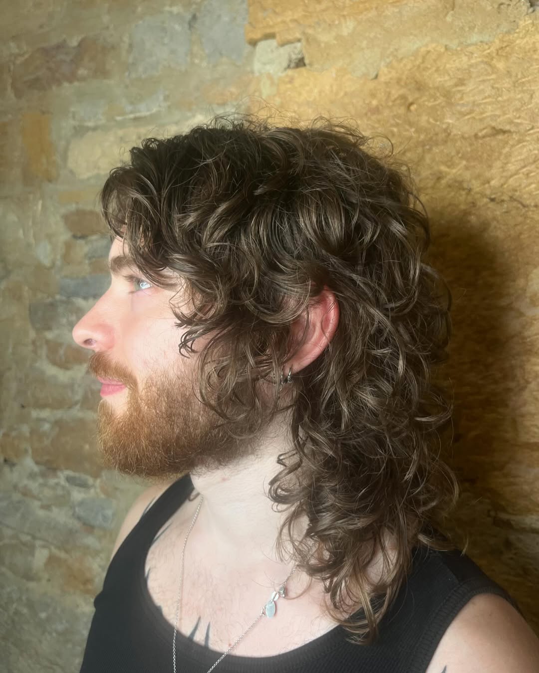 Como Estilizar o Wolf Cut Cacheado: Dicas e Produtos Essenciais