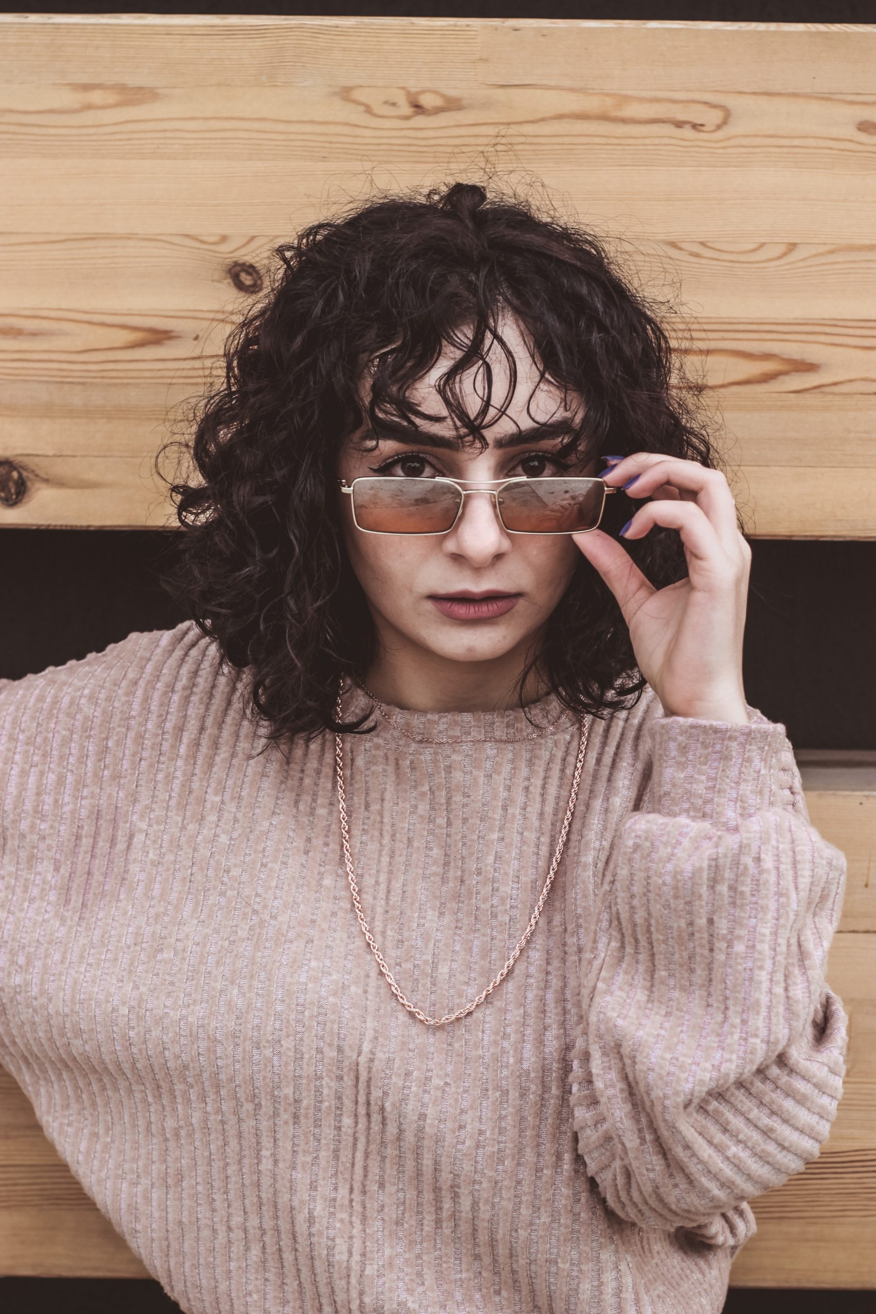 Wolf Cut Cacheado Curto, Médio ou Longo: Qual o Melhor para Você?