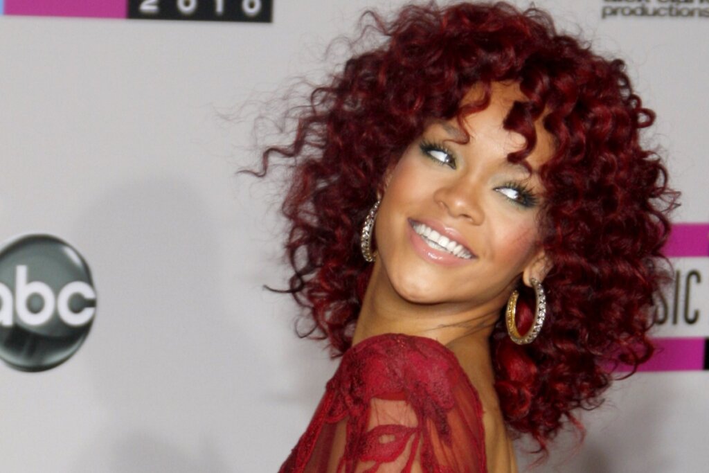 Acessórios Y2K Essenciais para Turbinar Seus Cachos