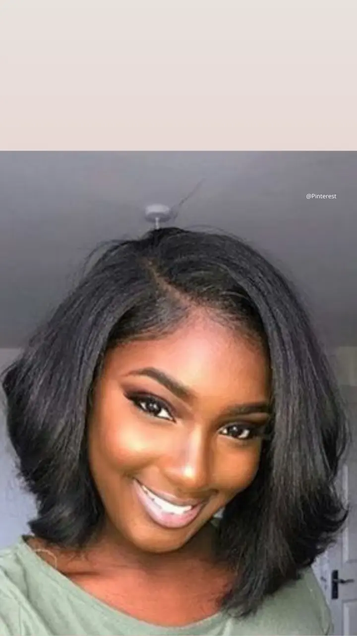 Bob ou Chanel? Descubra o Corte Curto Ideal para Seu Crespo Alisado; Cabelo Crespo Alisado Curto: Dicas Essenciais de Corte e Cuidados Pós-Química; Transforme Seu Visual: Os Melhores Cortes Curtos para Crespos com Progressiva; Corte Curto em Cabelo Alisado: Como Evitar Pontas Ralas e Manter o Volume