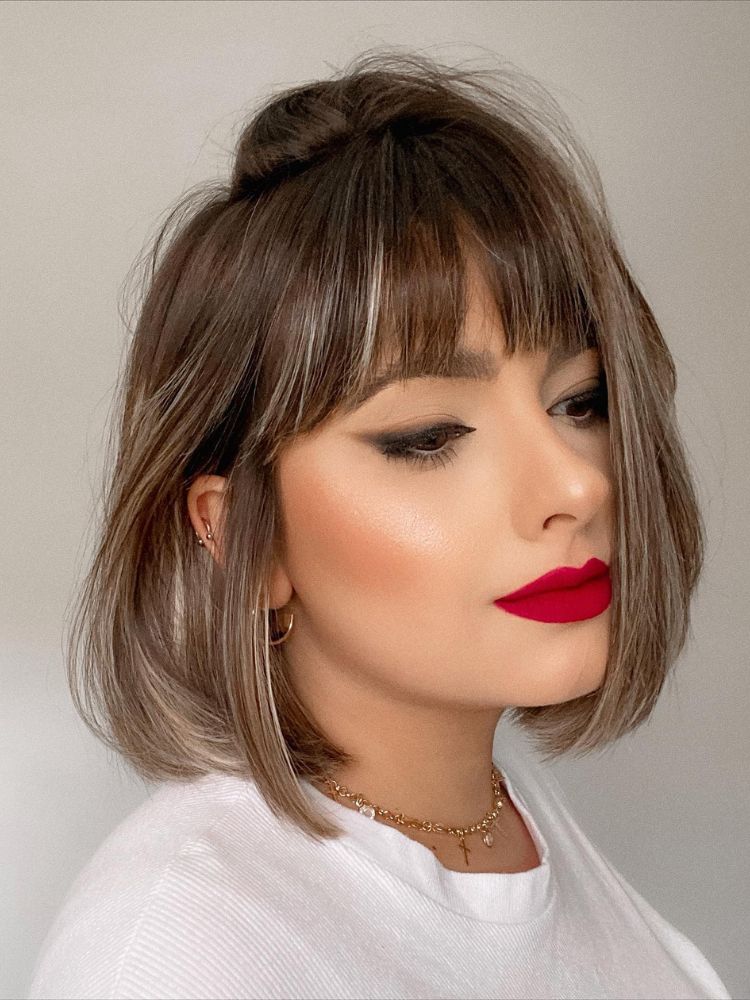 Guia Completo de Finalização para o Corte Chanel em Casa