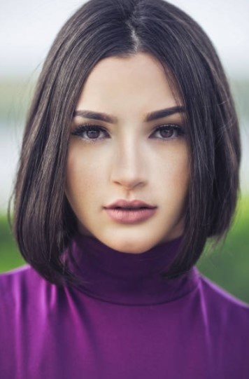 Chanel Longo (Long Bob): A Versatilidade do Clássico Moderno