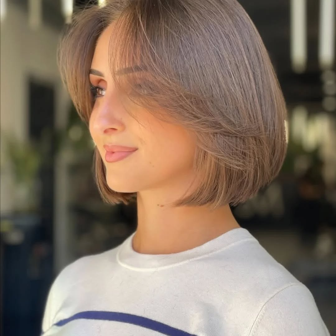 chanel de bico com franja lateral