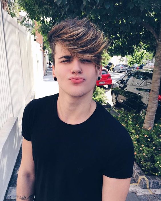 Franja Lateral: O Guia Completo para Escolher o Estilo Perfeito para Seu Rosto