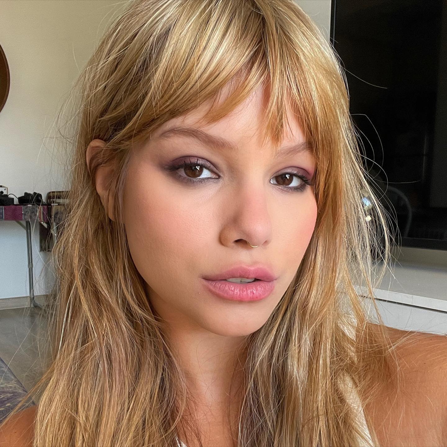 Franja Butterfly vs. Franja Bardot: Qual Estilo Combina Mais com Você?