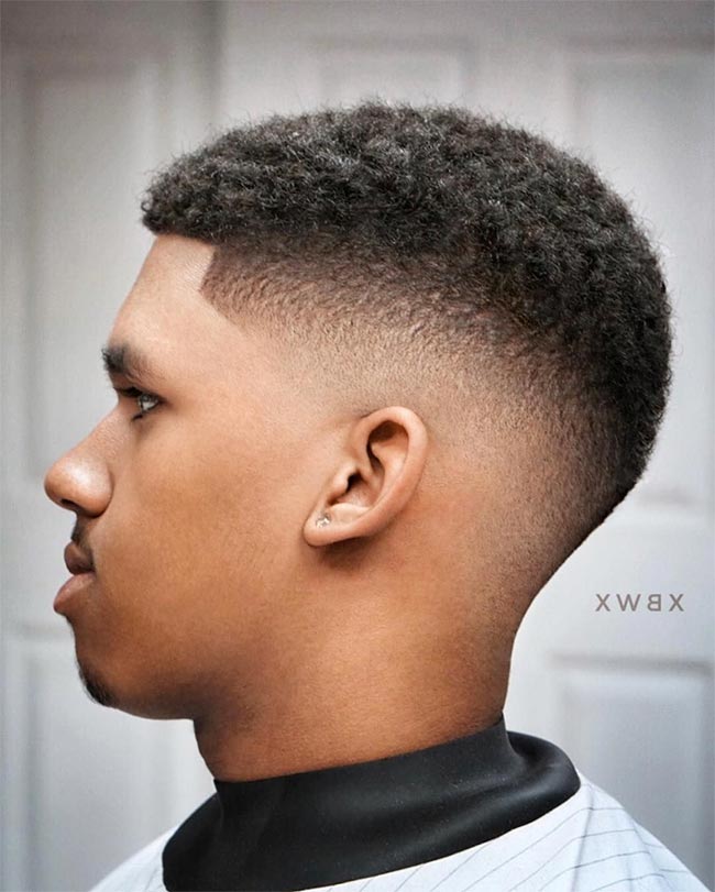 Corte Disfarçado em V e Moicano Disfarçado: Ousadia e Personalidade no Seu Visual