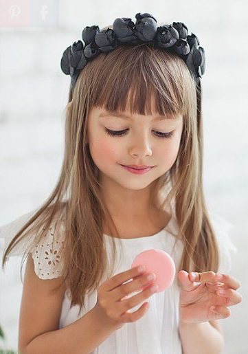 Penteados fáceis para cortes de cabelo infantil