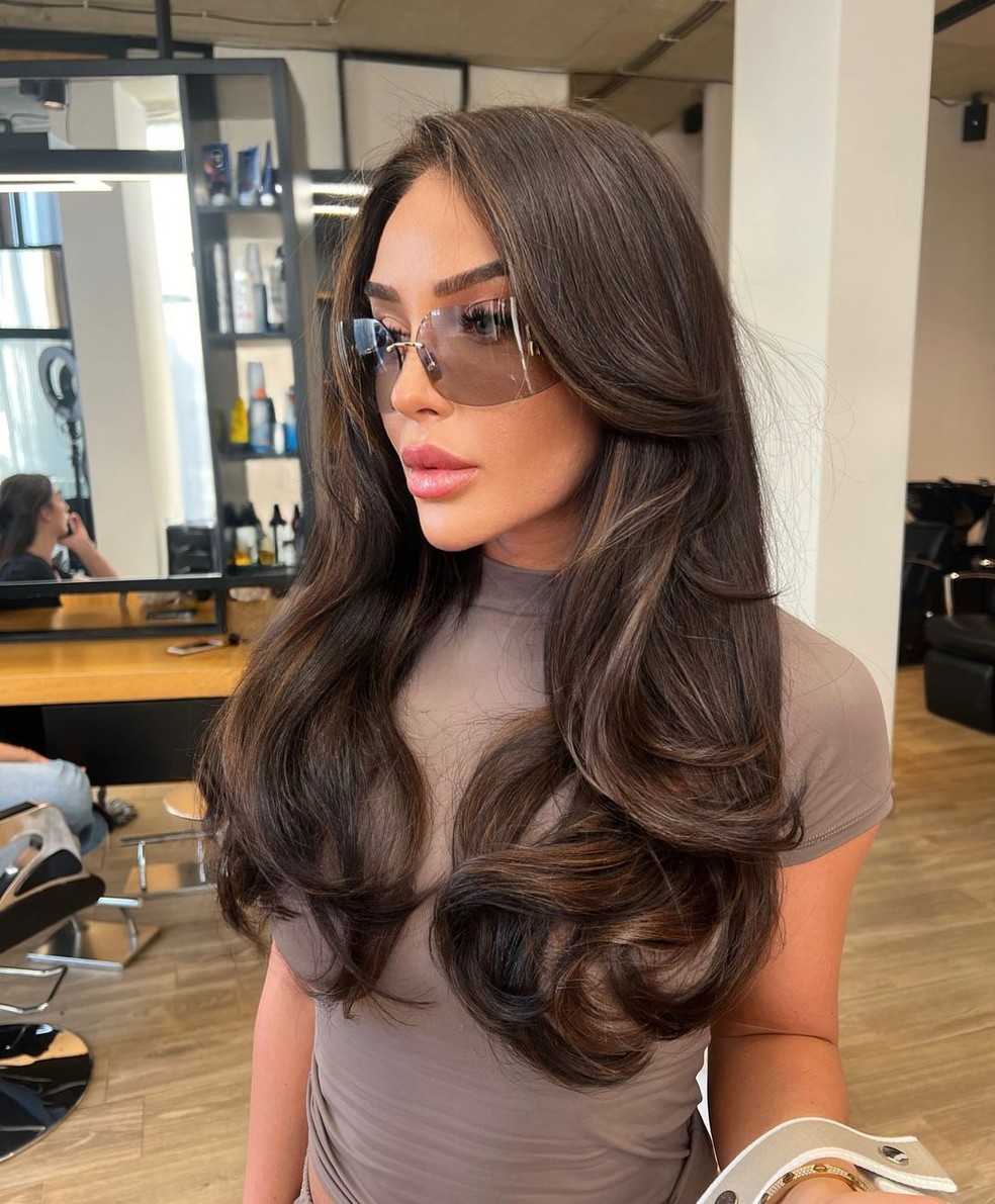 corte cabelo liso que não pesa