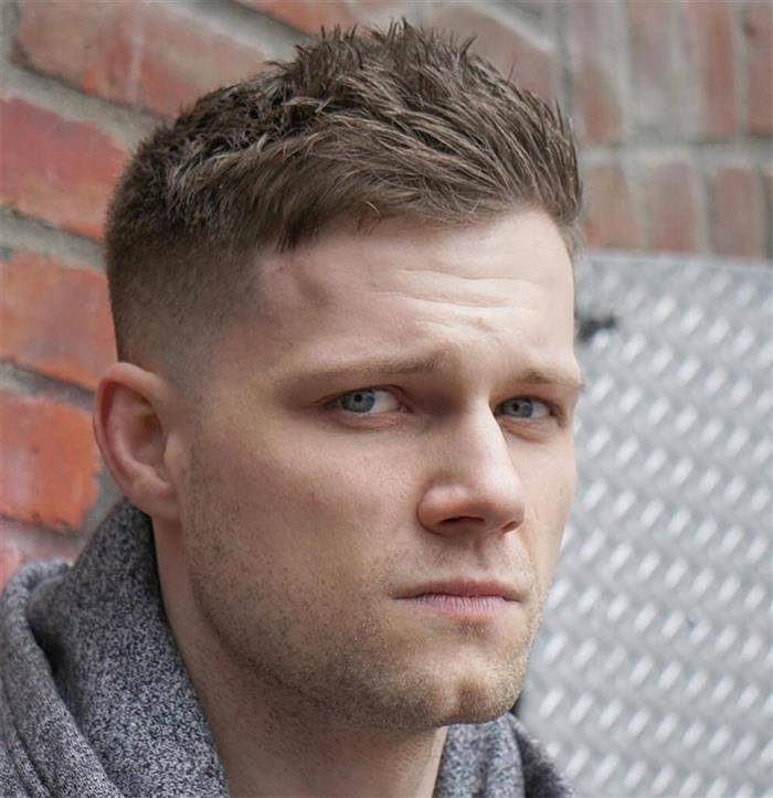 Manutenção de Cortes Masculinos: Mantenha seu Estilo Impecável em 2026