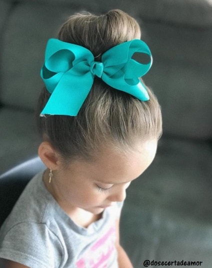 penteado infantil rabo de cavalo laço