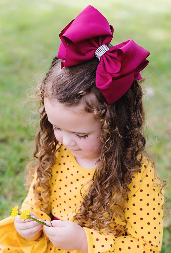 penteado infantil para casamento laço