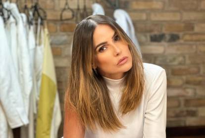 deborah secco cabelo chanel