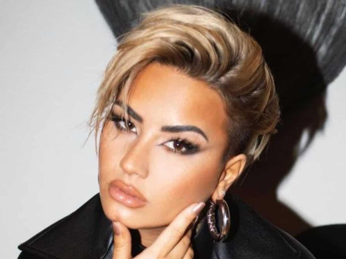 Demi Lovato: A Evolução dos Seus Cabelos Loiros ao Longo dos Anos