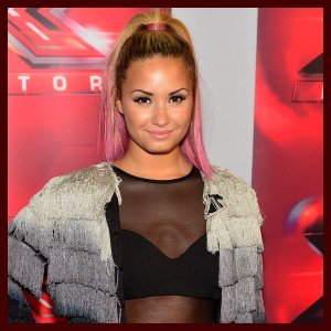 Cabelo Rosa Neon: Inspirações da The Neon Lights Tour de Demi Lovato
