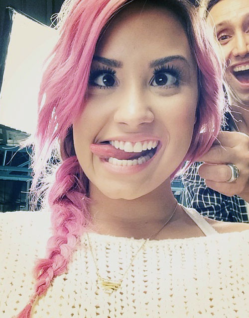 demi lovato tumblr cabelo rosa