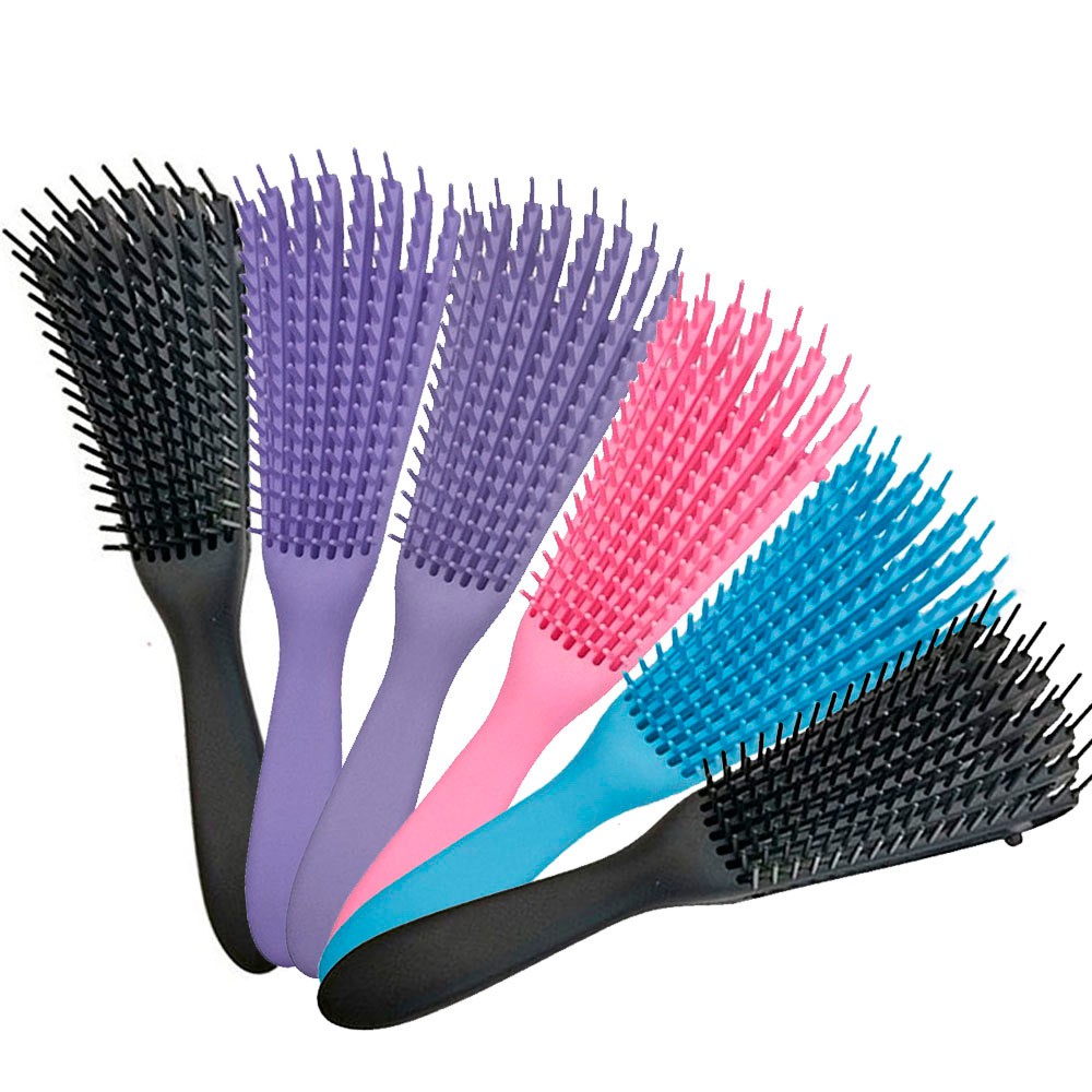 Volume e Definição: Encontre a Escova Perfeita para Seus Cachos 3C e 4C.