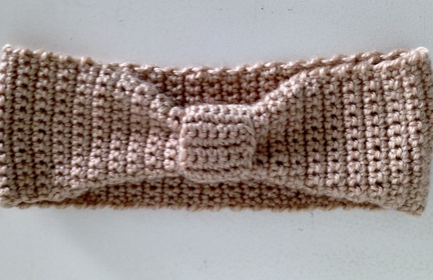 Transforme seu Look: Ideias Criativas para Faixas de Crochê Rendadas e com Aplicações