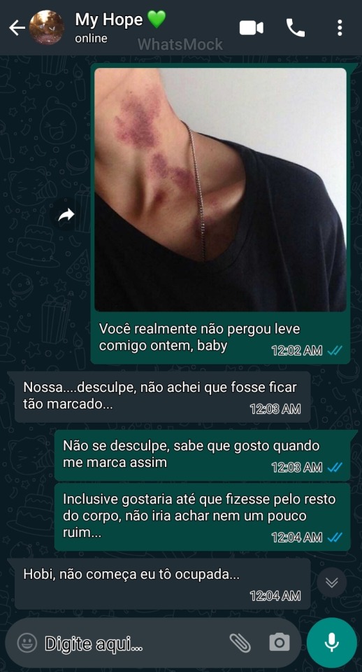 Guia Completo: Como Tirar Fotos Fake Perfeitas com Cabelo Cacheado