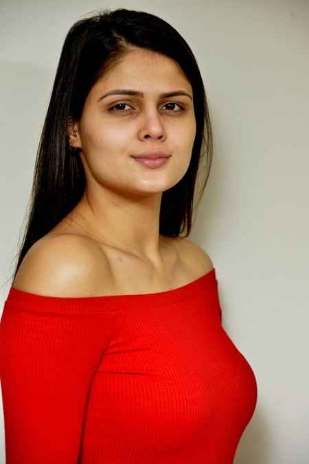 foto fake morena cabelo liso para perfil