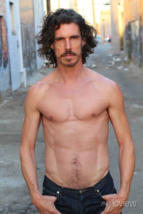 Visagismo Masculino: Como Combinar Barba e Cabelo ao Formato do Seu Rosto