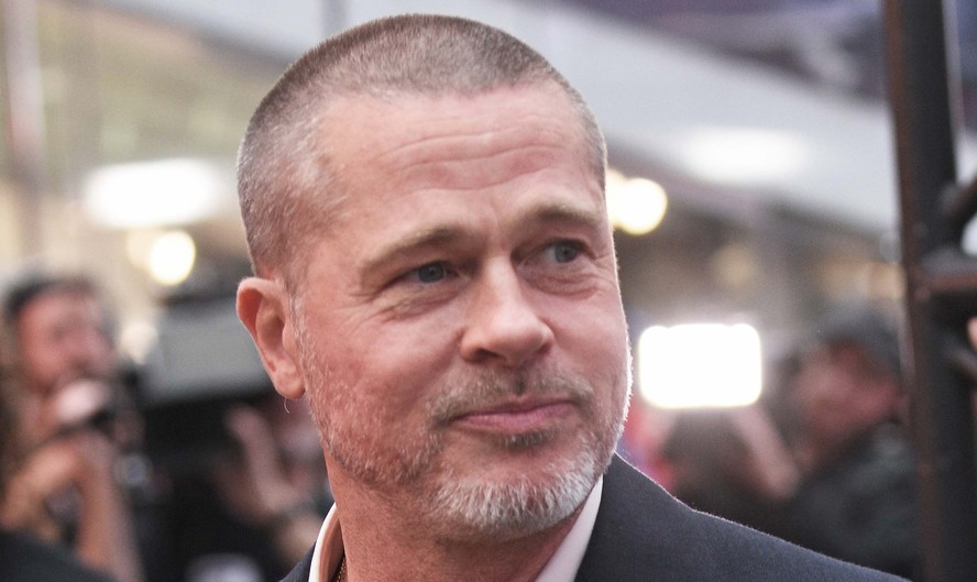 Corte Militar: Estilo e Funcionalidade para o Homem Moderno