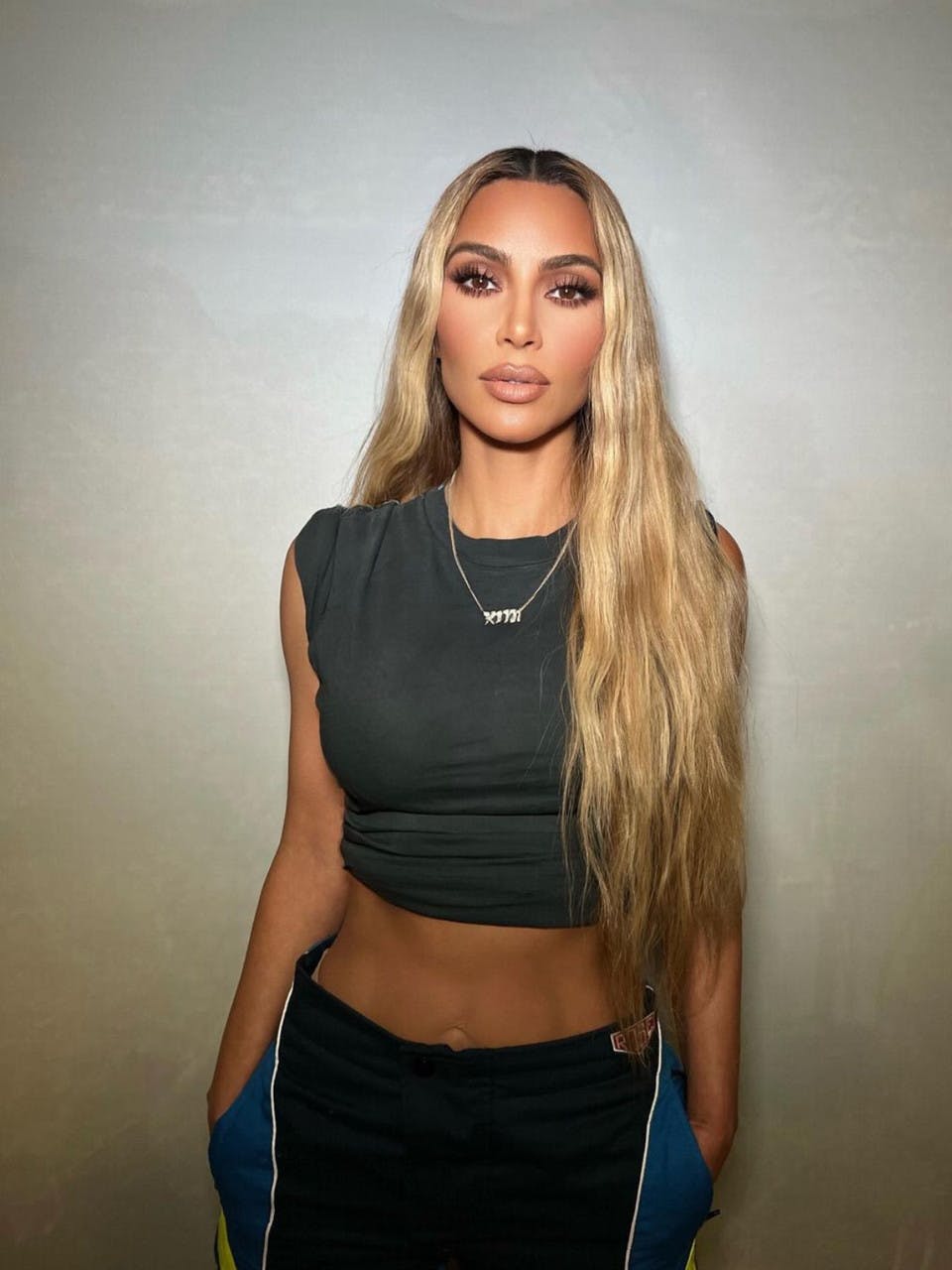 O custo da beleza: Quanto Kim Kardashian investe em seus cabelos