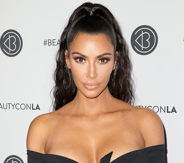 O custo da beleza: Quanto Kim Kardashian investe em seus cabelos