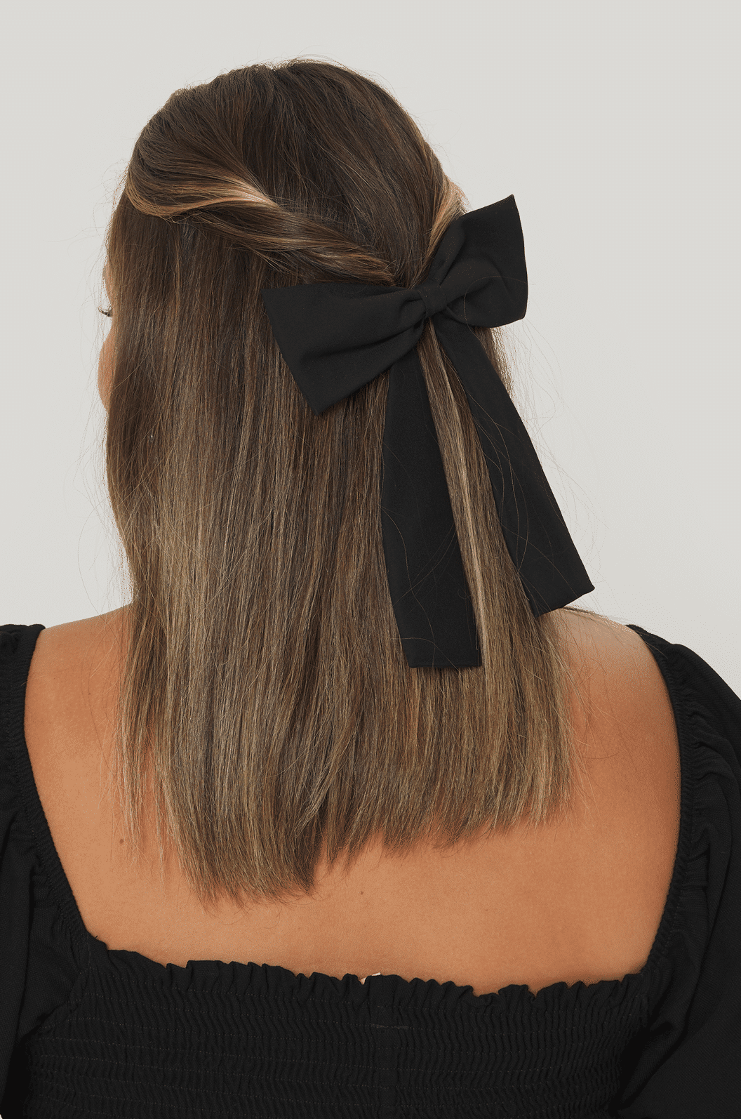 Presilhas e Tiaras: Dicas para Penteados Infantis Charmosos