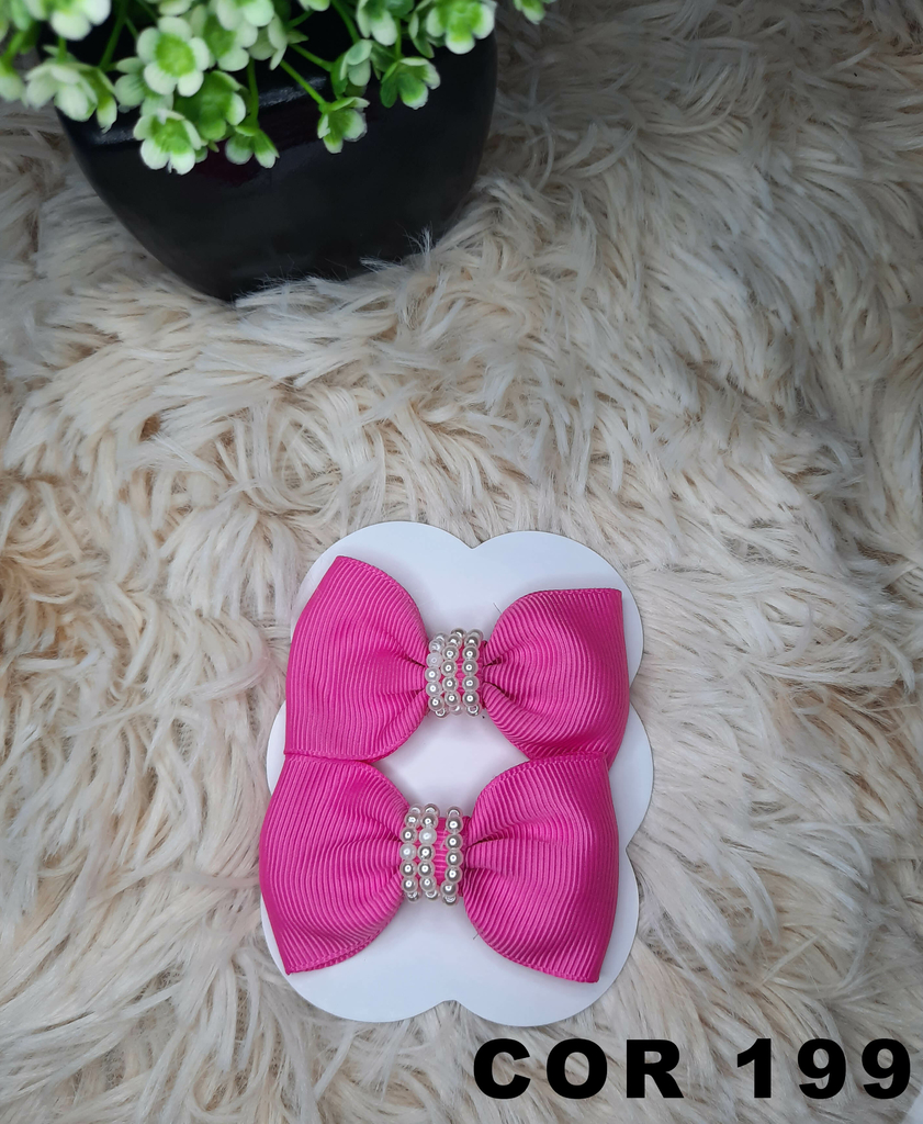 erros comuns ao escolher laços de cabelo para bebe com perolas