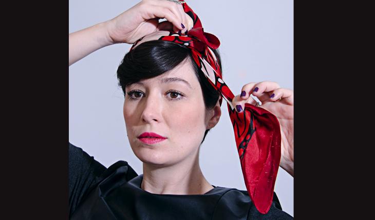 amarrar lenço tiara nó cabelo pixie