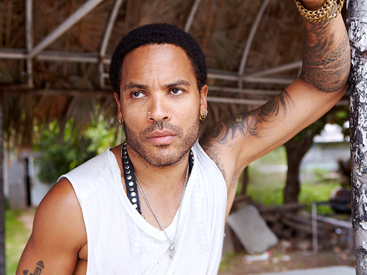 lenny kravitz cabelo liso